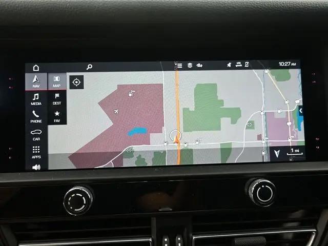 2022 Porsche Macan Standard