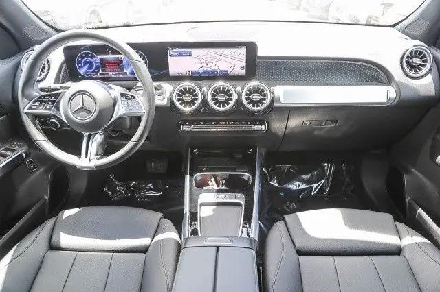 2024 Mercedes-Benz EQB 300 4MATIC