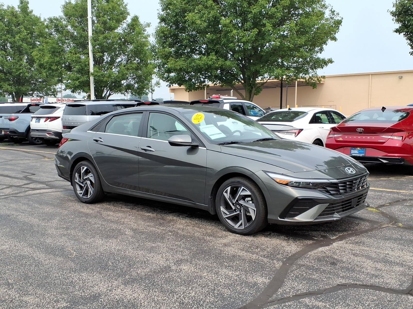2025 Hyundai Elantra Hybrid Limited
