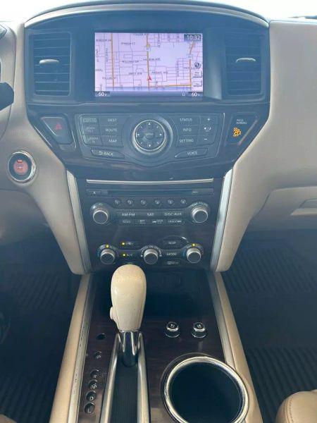 2013 Nissan Pathfinder Platinum