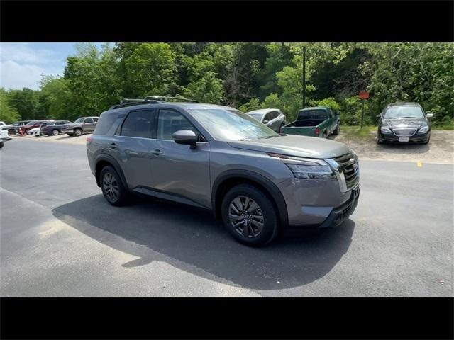2022 Nissan Pathfinder SV 4WD