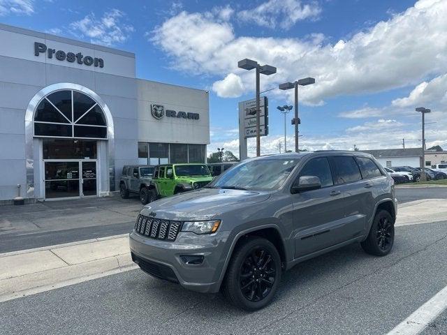 2021 Jeep Grand Cherokee Laredo X 4x4