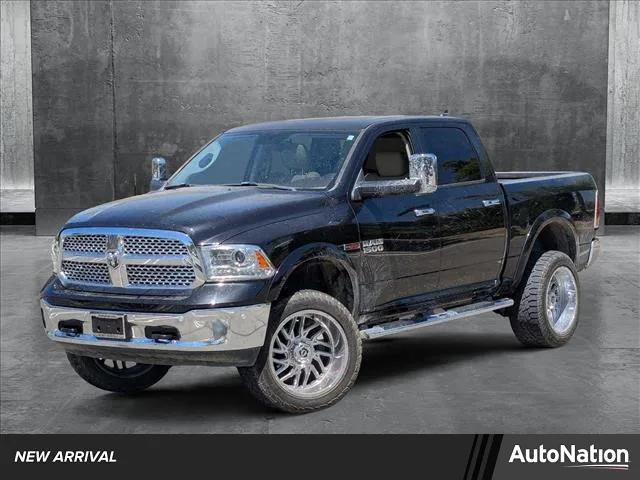 2018 RAM 1500 Laramie Crew Cab 4x4 57 Box