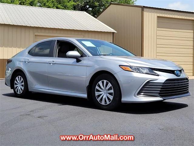 2022 Toyota Camry LE Hybrid
