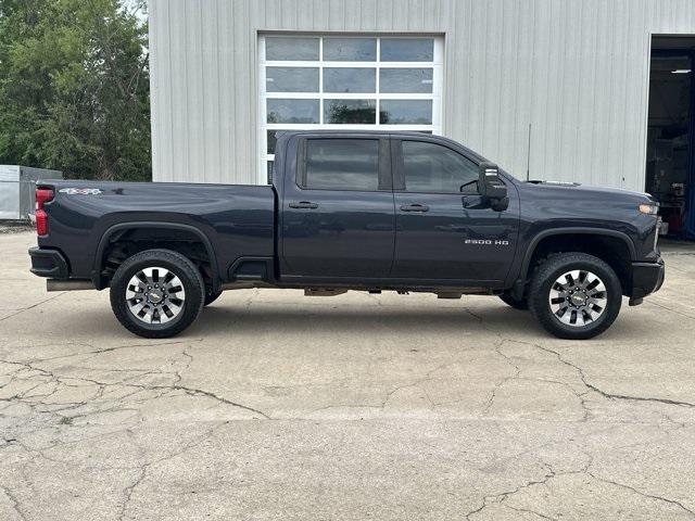 2024 Chevrolet Silverado 2500HD 4WD Crew Cab Standard Bed Custom
