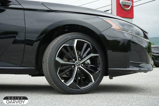 2025 Nissan Altima SR AWD