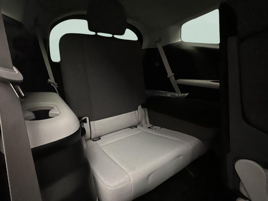 2026 Hyundai IONIQ 9 SE - Photo 12