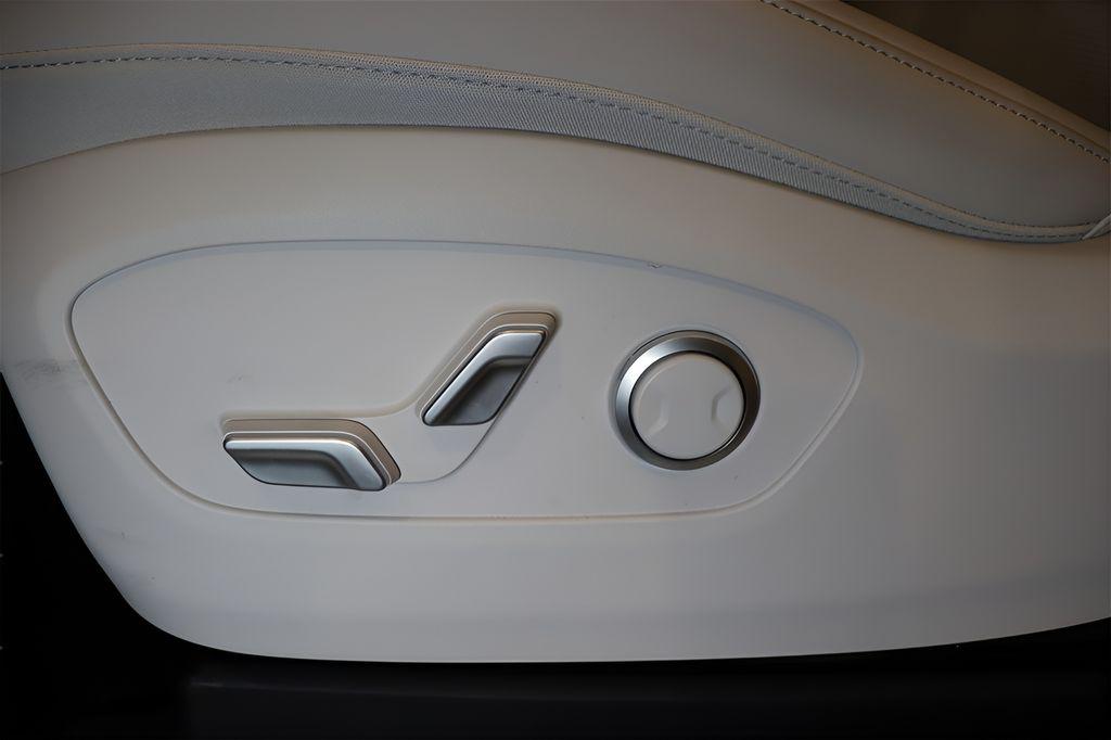 2026 Hyundai IONIQ 9 SEL - Photo 8