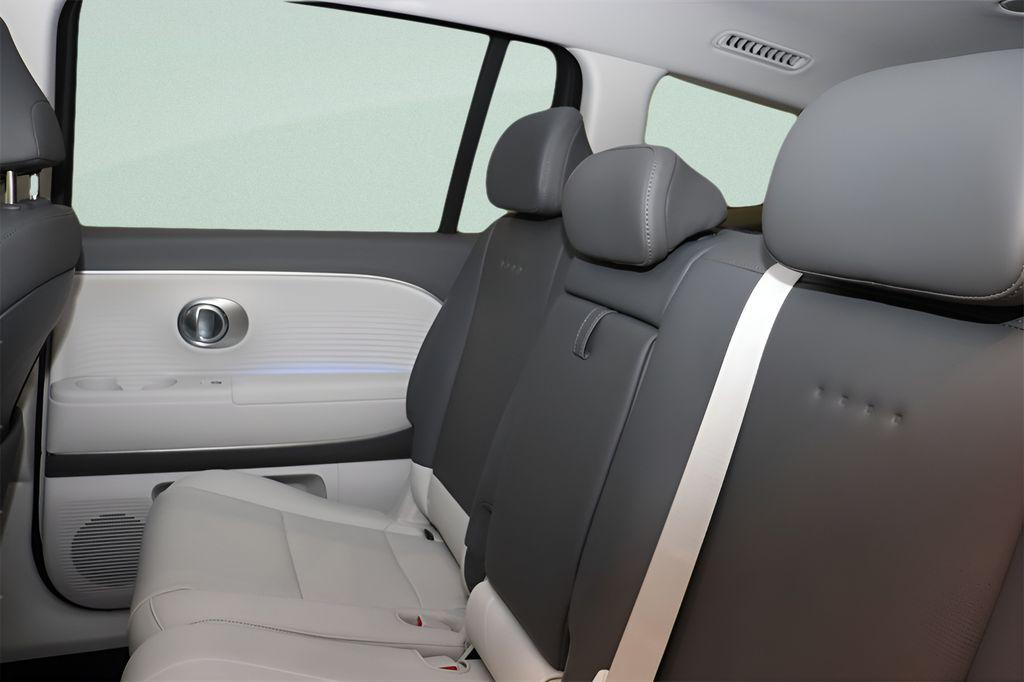 2026 Hyundai IONIQ 9 SEL - Photo 9