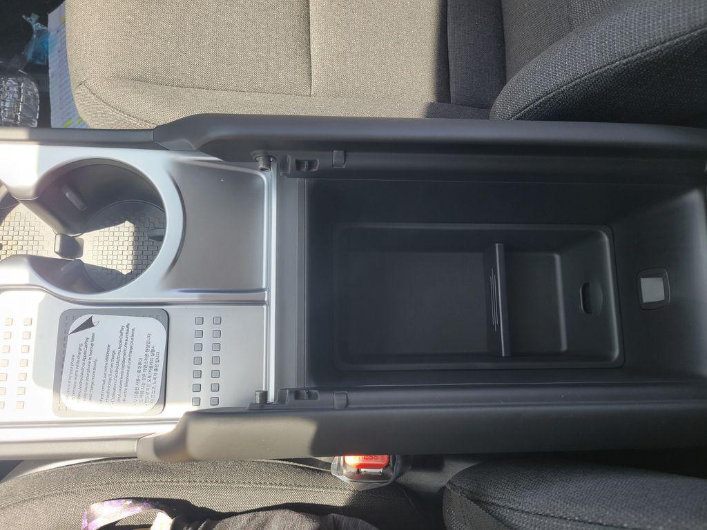 2026 Hyundai IONIQ 9 S - Photo 28
