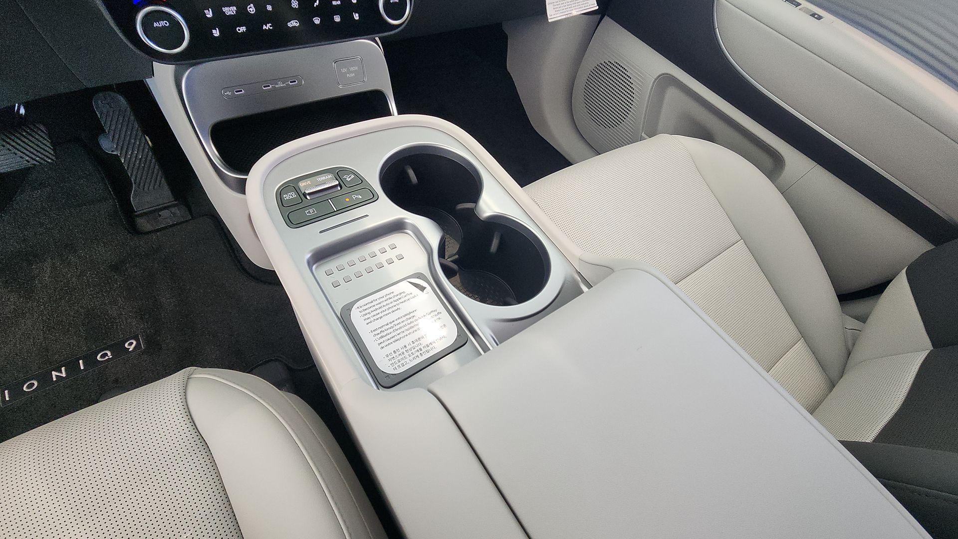 2026 Hyundai IONIQ 9 SEL - Photo 12