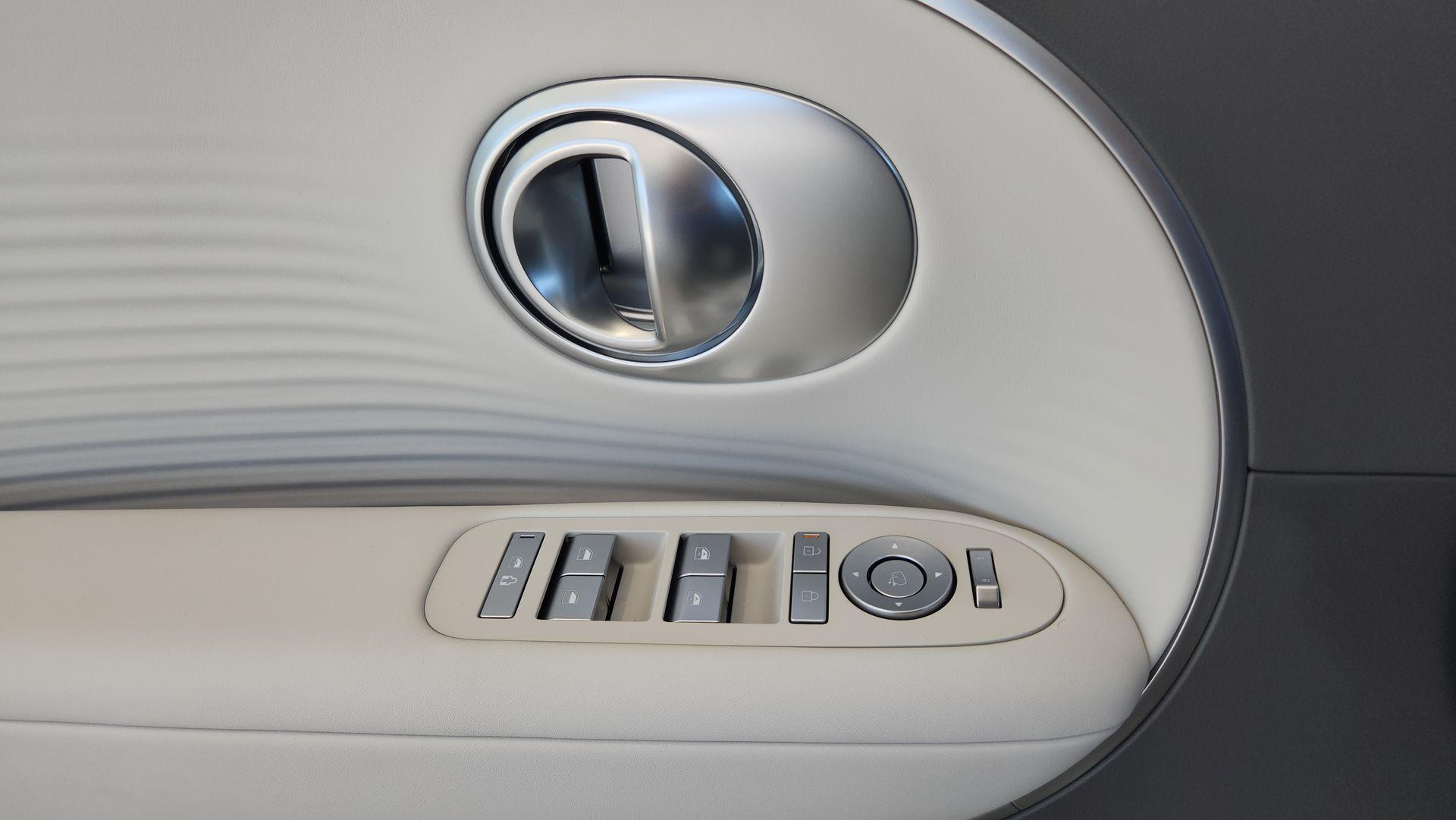 2026 Hyundai IONIQ 9 SEL - Photo 15