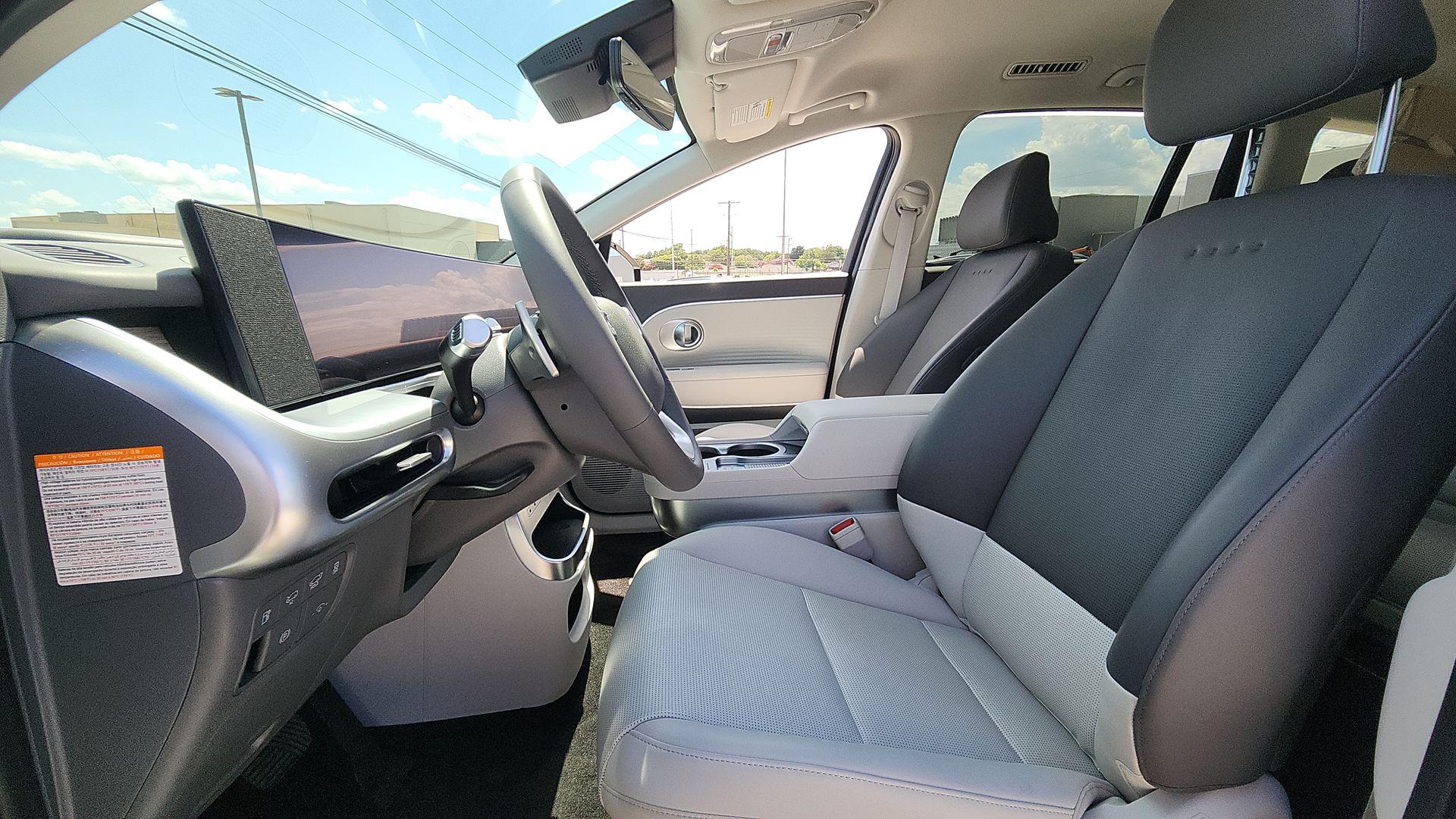 2026 Hyundai IONIQ 9 SEL - Photo 10