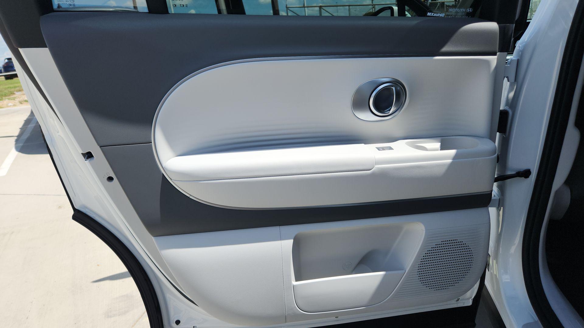 2026 Hyundai IONIQ 9 SEL - Photo 20
