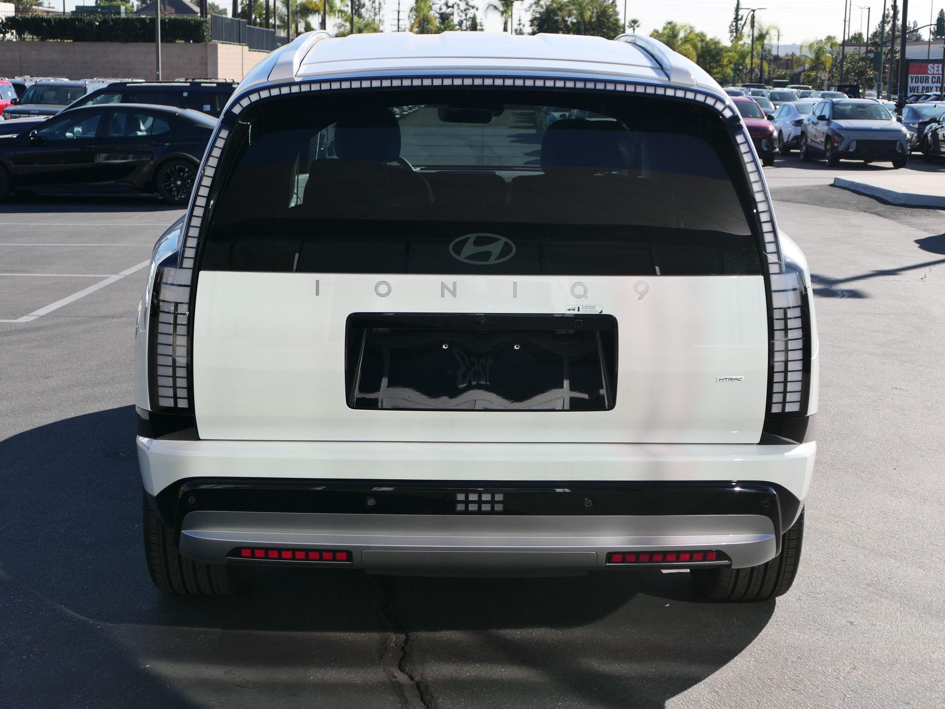 2026 Hyundai IONIQ 9 SEL - Photo 4