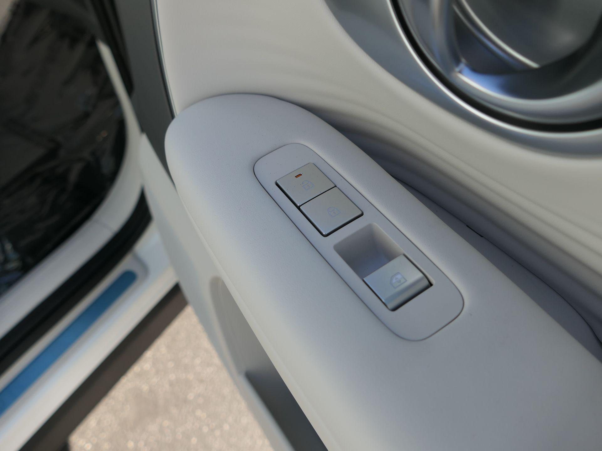 2026 Hyundai IONIQ 9 SEL - Photo 16