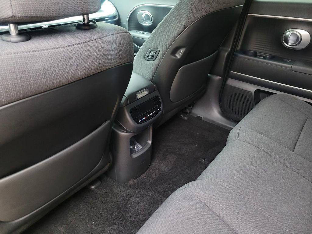 2026 Hyundai IONIQ 9 SE - Photo 19