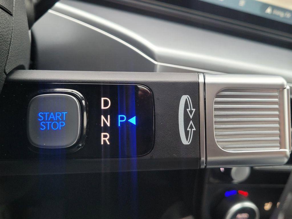 2026 Hyundai IONIQ 9 SE - Photo 31
