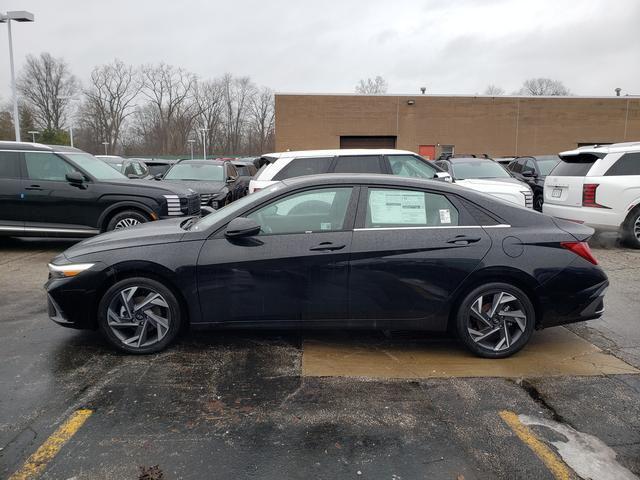2025 Hyundai Elantra Hybrid Limited