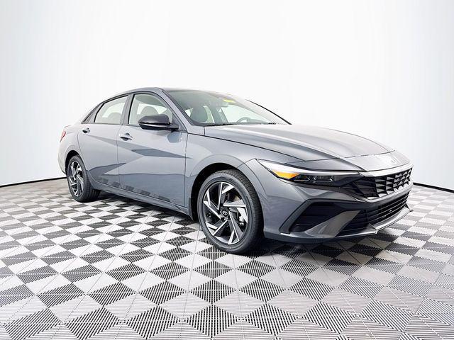 2025 Hyundai Elantra Hybrid SEL Sport