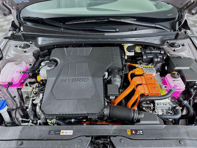 2025 Hyundai Elantra Hybrid SEL Sport