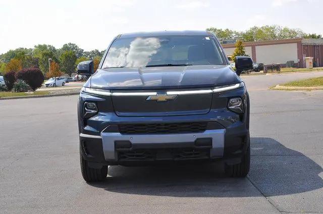 2025 Chevrolet Silverado EV LT