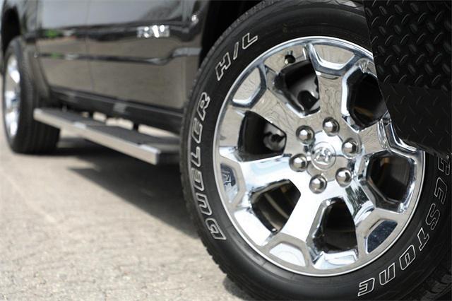 2024 RAM 1500 Lone Star Crew Cab 4x4 57 Box