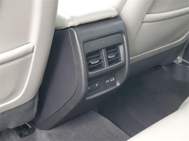 Used 2019 Cadillac XT4 For Sale in Waterford Twp, MI
