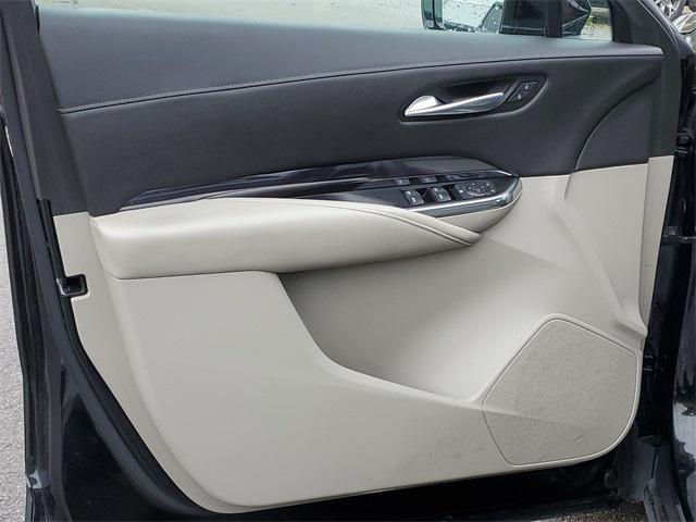 Used 2019 Cadillac XT4 For Sale in Waterford Twp, MI