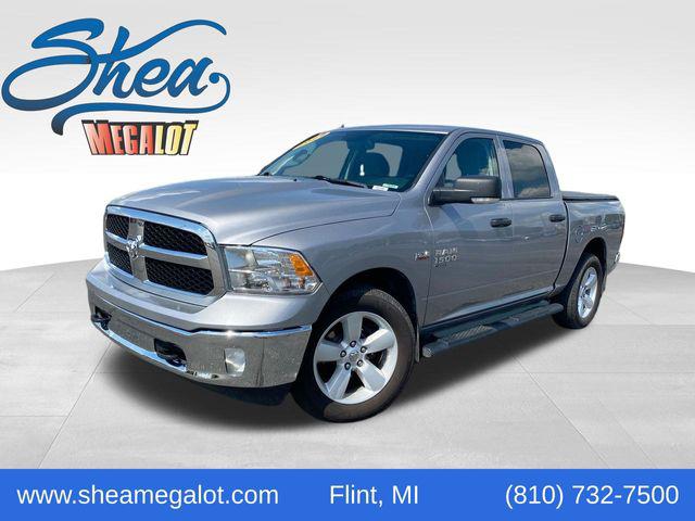 2022 Ram 1500 Classic SLT Crew Cab 4x4 5'7" Box for sale in Flint, MI