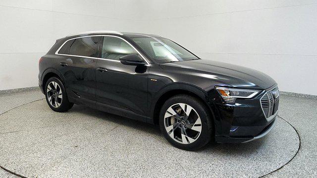 2021 Audi e-tron Premium quattro