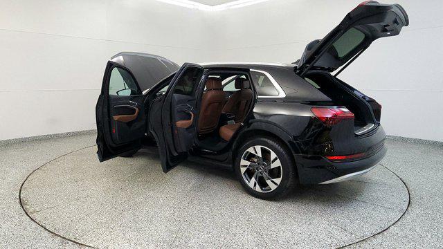 2021 Audi e-tron Premium quattro