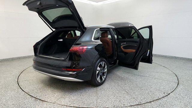 2021 Audi e-tron Premium quattro