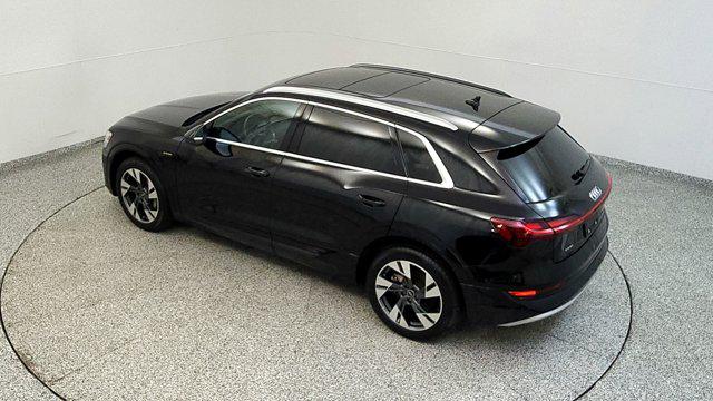 2021 Audi e-tron Premium quattro