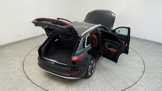 2021 Audi e-tron Premium quattro