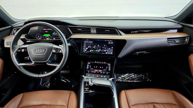 2021 Audi e-tron Premium quattro