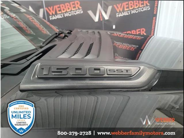 2025 RAM Ram 1500 RAM 1500 LARAMIE CREW CAB 4X4 57 BOX