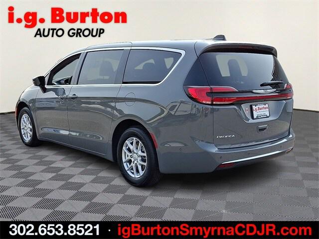 2025 Chrysler Pacifica PACIFICA SELECT