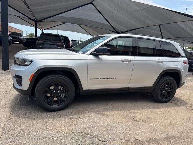 2025 Jeep Grand Cherokee GRAND CHEROKEE ALTITUDE 4X2