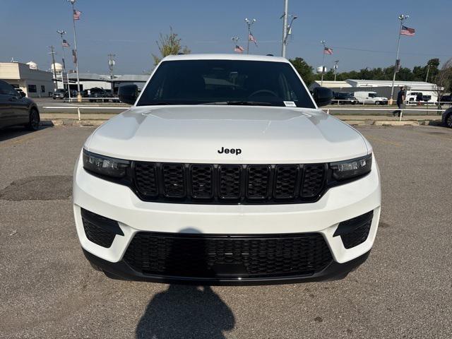 2025 Jeep Grand Cherokee GRAND CHEROKEE ALTITUDE 4X2