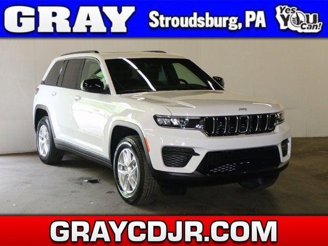 2025 Jeep Grand Cherokee GRAND CHEROKEE LAREDO X 4X4