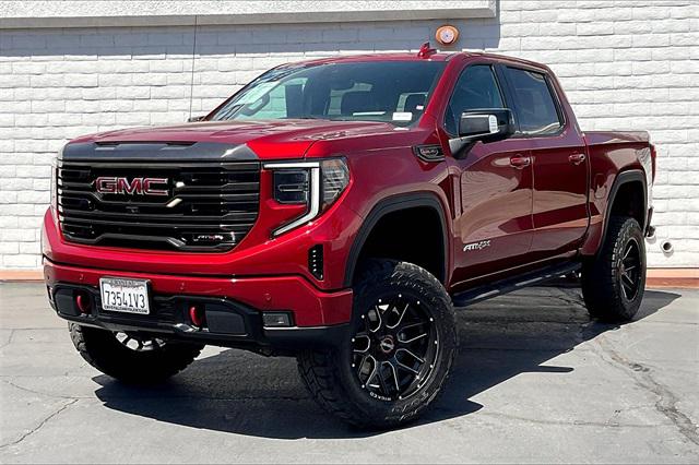 2022 GMC Sierra 1500 4WD Crew Cab Short Box AT4X