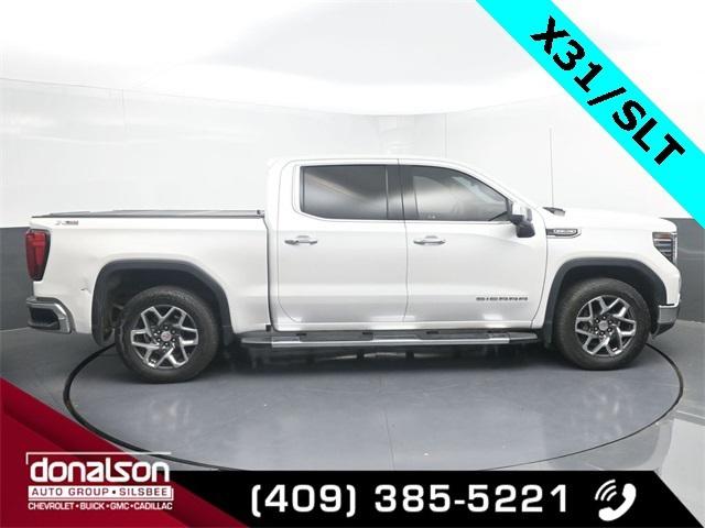 2022 GMC Sierra 1500 4WD Crew Cab Short Box SLT