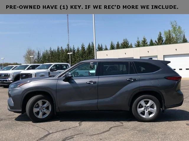 2022 Toyota Highlander LE