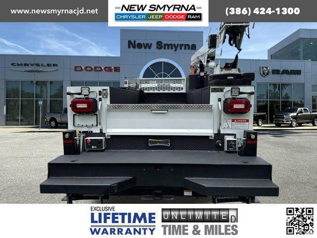 2024 RAM Ram 5500 Chassis Cab RAM 5500 TRADESMAN CHASSIS REGULAR CAB 4X4 84 CA 2024 RAM Ram 5500 Chassis Cab RAM 5500 TRADESMAN CHASSIS REGULAR CAB 4X4 84 CA