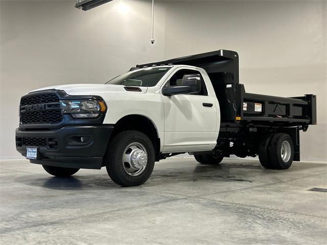 2024 RAM Ram 3500 Chassis Cab RAM 3500 TRADESMAN CHASSIS REGULAR CAB 4X4 84 CA