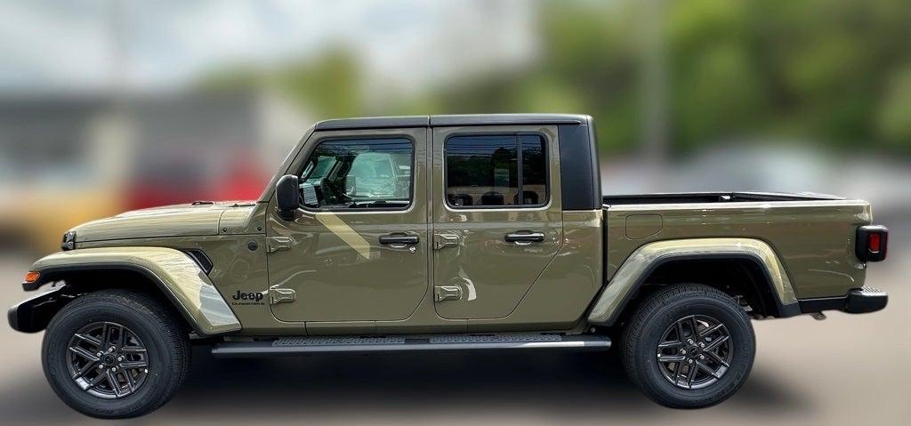 2025 Jeep Gladiator GLADIATOR SPORT S 4X4