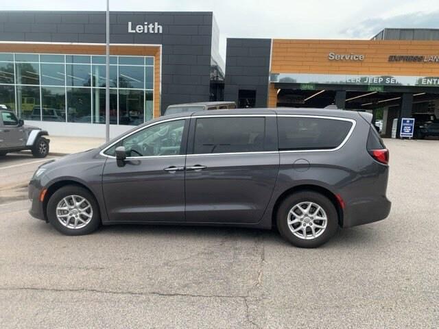 2020 Chrysler Pacifica Touring