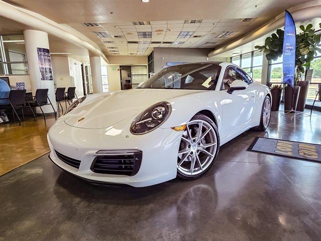 2017 Porsche 911 Carrera