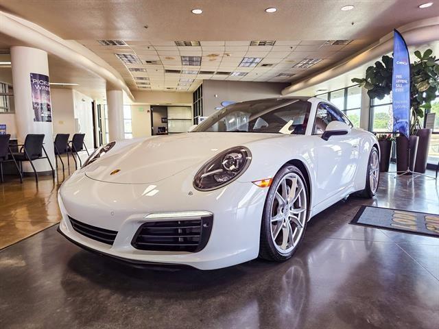 2017 Porsche 911 Carrera